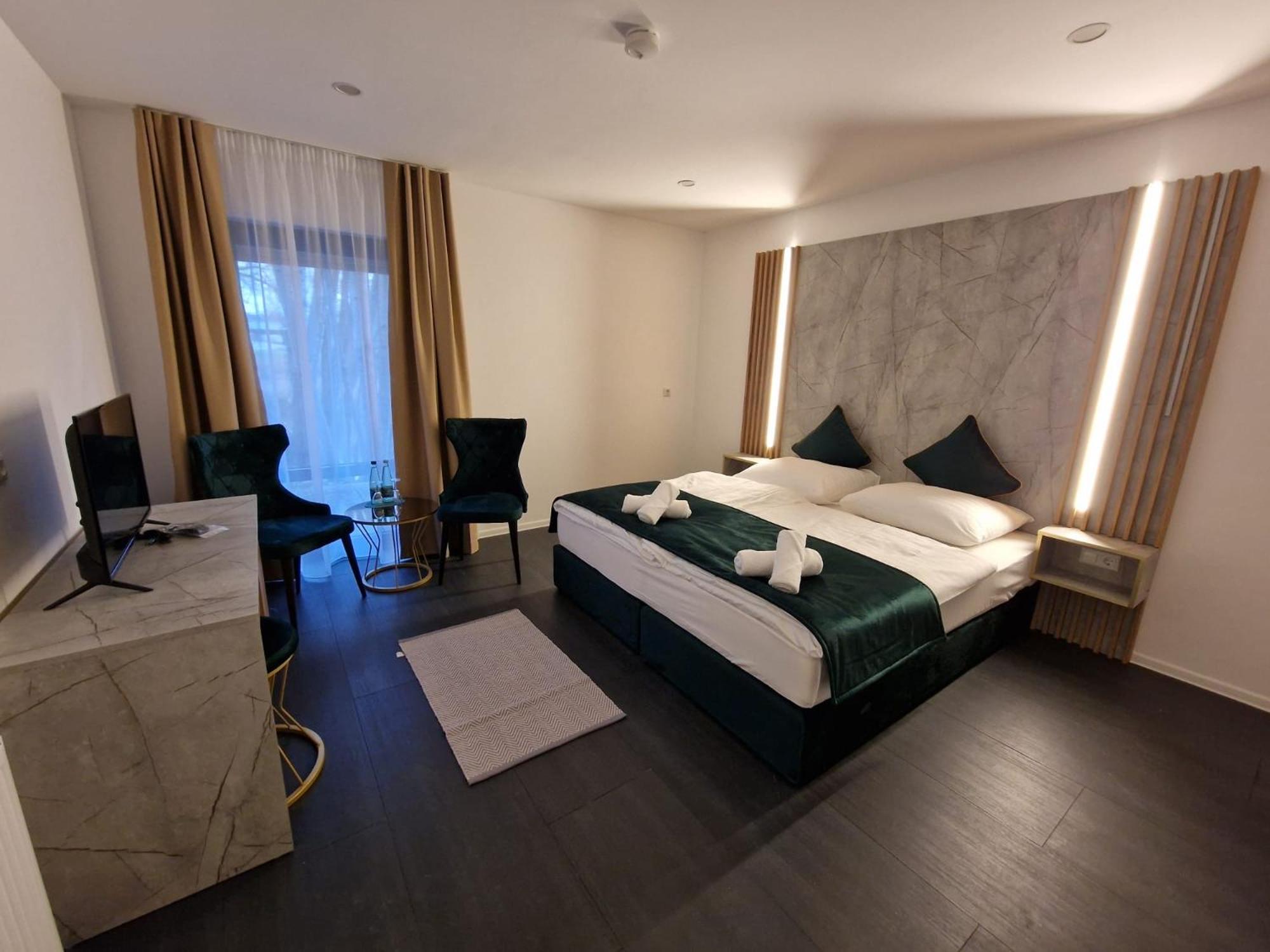 Lilium Resort Hotel & Restaurant Bad Rodach Bagian luar foto